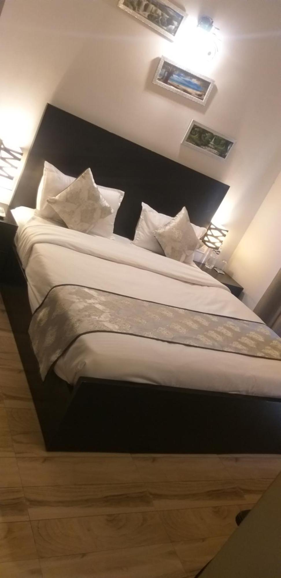 Pearl Suites At Omex Entrenity Vrindāvan Dış mekan fotoğraf